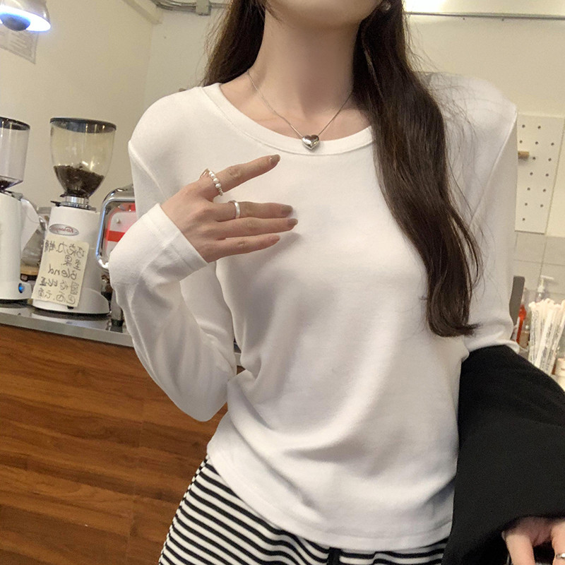 80482 เสื้อยืดแขนยาวทรงสลิมสีทึบ