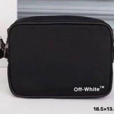 Off WHITE ใหม่ความจุสูงอินเทรนด์กระเป๋า OFF โลโก้กระเป๋าสะพายกระเป๋าสะพายข้าง OW ผู้ชายและผู้หญิงกระ