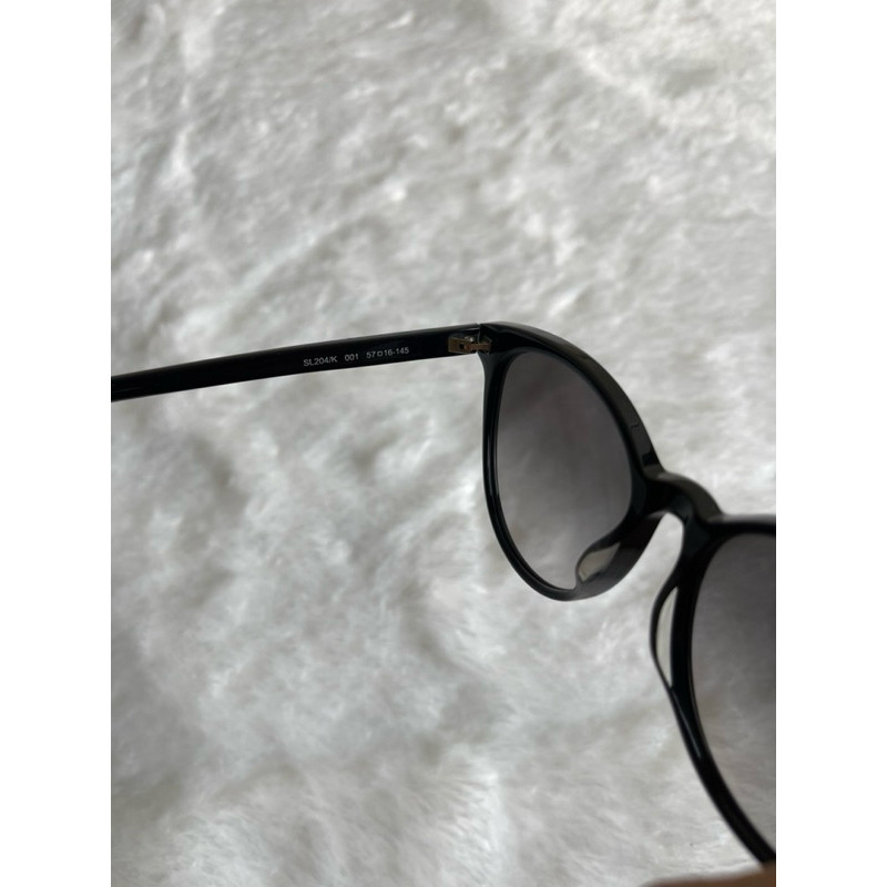 แว่นตากันแดด YSL, Yves Saint Laurent, Classic