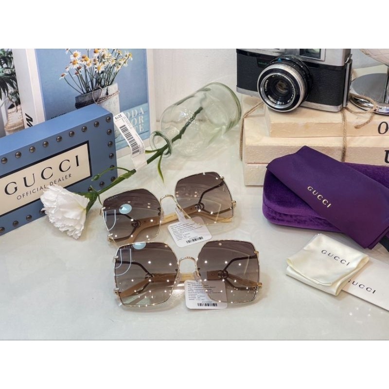 แว่นตากันแดด  มาใหม่ค่ะ ล่าสุดดด มีหลายสี  หรูหรา นะแม่ New Gucci Sunglasses แว่นกันแดด GUCCIรอเช็ค