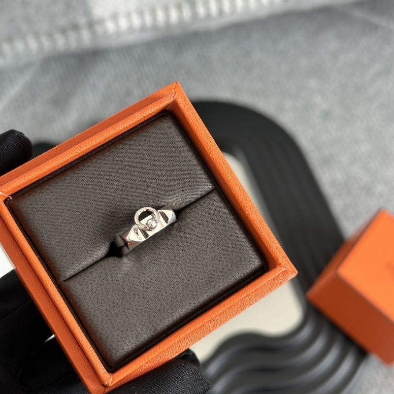 แหวนhermes ของแท้100% size51