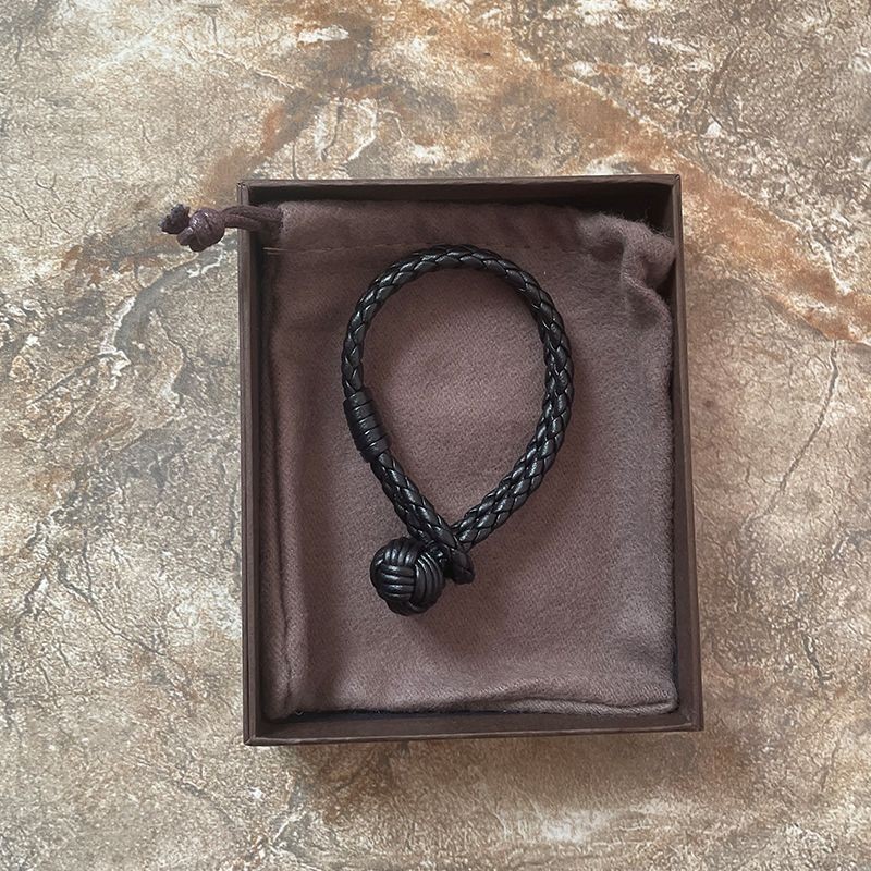 Bottega VENETA ผู้ชายและผู้หญิงทอมือสร้อยข้อมือหนังแท้สร้อยข้อมือคู่ของขวัญสร้อยข้อมือ Lambskin Tra