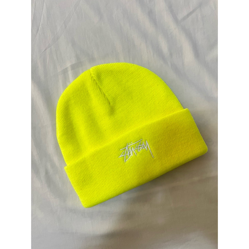 ♞STUSSY logo beanie - lime XSA