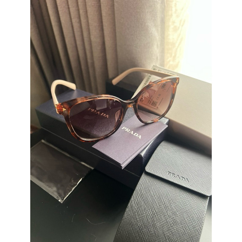 แว่น PRADA แท้มือสอง