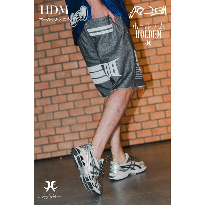 พร้อมส่ง ของแท้  กางเกง Holdem  Grey Wool Sweatshorts