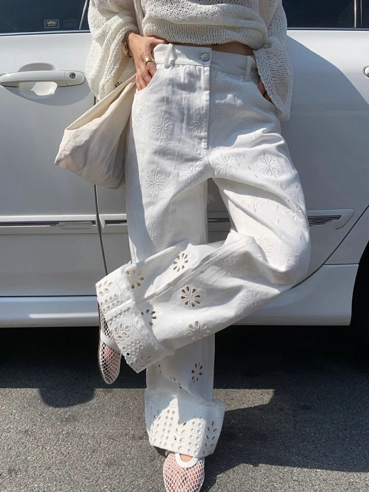 Shanmieleng สีขาวปักกางเกงยีนส์กลวงผู้หญิงกางเกงลําลองลูกไม้ขากว้าง