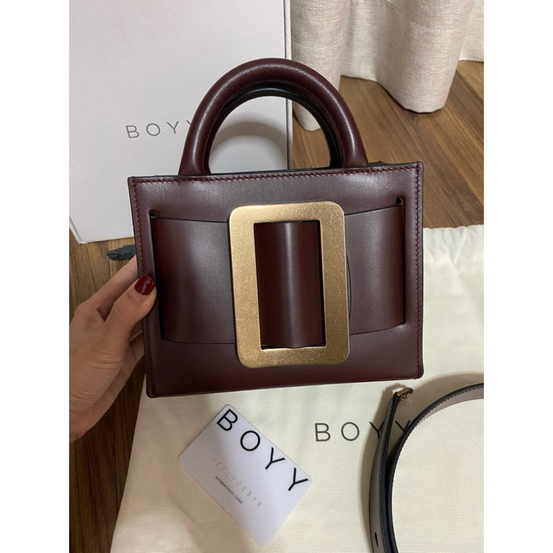 ♞กระเป๋าสะพาย Used Boyy Bobby 18 y.20 (โอนตรงเท่านั้น) pom