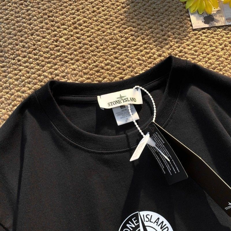 STONE ISLAND Stone Islandคอกลมแขนสั้นป้ายหลวมเสื้อยืดเข็มทิศผ้าฝ้ายแท้ฤดูร้อนอินเทรนด์แบรนด์แฟชั่นลํ