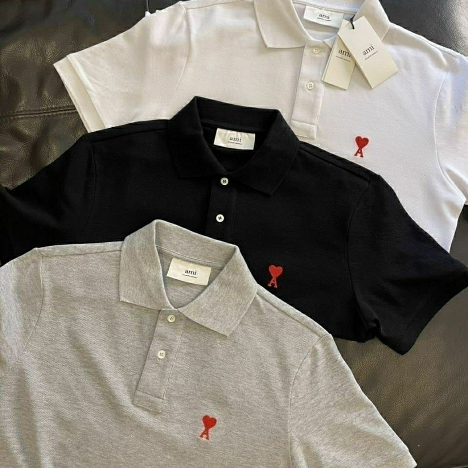 ♞Ami ปัก ami love heart เสื้อโปโลปกผ้าฝ้ายแท้สําหรับผู้ชายและผู้หญิงคู่เสื้อยืดแขนสั้น rtr