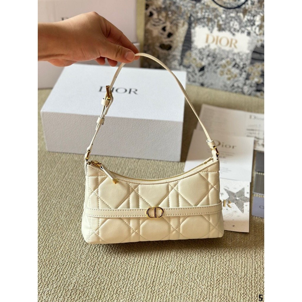 ((YuYu Ready Stock) กระเป๋าใต้วงแขนแฟชั่นElegant Dumpling Bag Miniประณีตกระเป๋าสะพายคลาสสิกMessengerกระเป๋ากระเป๋าถือหรูหราขนาด 24 * 13 ซม.