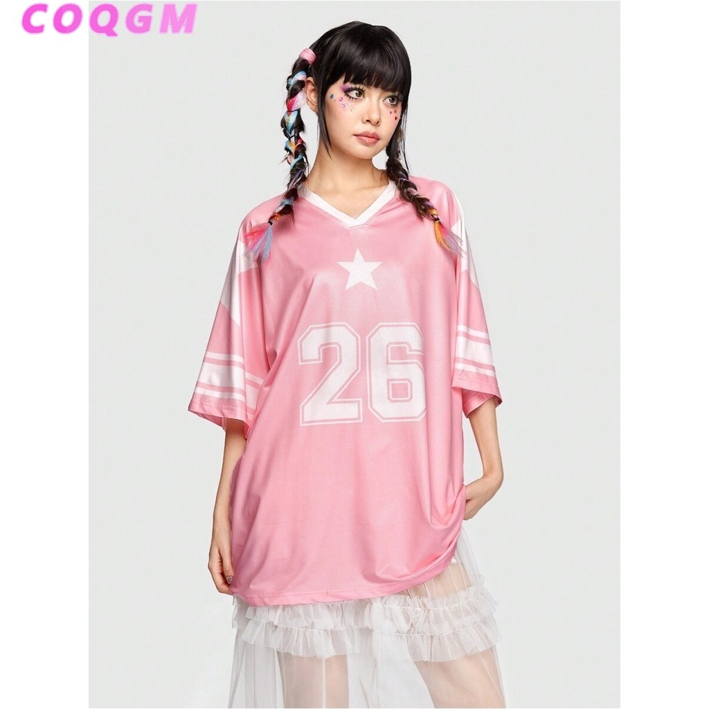 เสื้อยืดคู่รัก สไตล์เกาหลี Oversize เสื้อยืดทรงหลวม Y2K Babytee พิมพ์ลายโบว์สีชมพู CropTop เสื้อเชิ้ตผู้ชายและผู้หญิง งานใส่สบาย ผ้านิ่ม Hot trend 2568