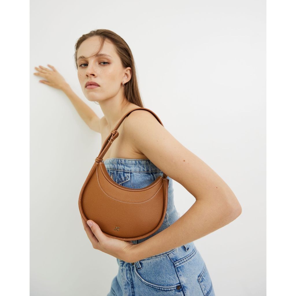 LUNNE กระเป๋าสะพายไหล่-สะพายพาดลำตัว หนังวัวแท้ รุ่น MINI LUNA Shoulder Bag udid