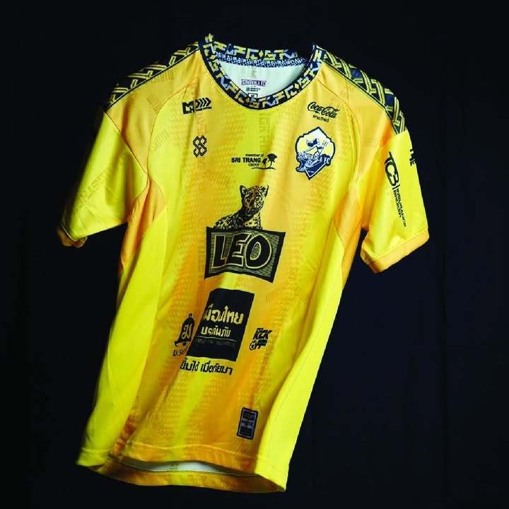 ชุดบอลถ้วย สีเหลือง โลโก้เอกลักษณ์ Songkhla FC