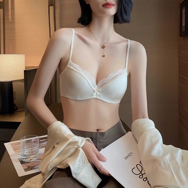 ฝรั่งเศสชุดชั้นในสตรีบางสไตล์หน้าอกเล็กรวบรวมถ้วยเปล่าหน้าอกปรับสบายเซ็กซี่บริสุทธิ์ปรารถนาลูกไม้ชุดชั้นในชุด