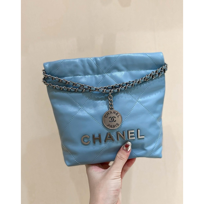 CHANEL 22 MINI Handbag(Ori)VIP  หนังอิตาลีนำเข้างานเทียบแท้ size 20x19x6 cm.