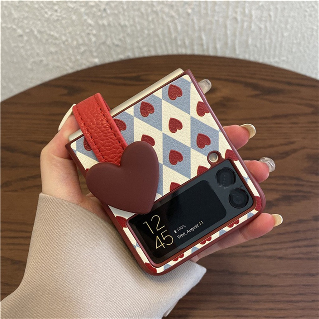 SAMSUNG เกาหลีน่ารักrhombus Loveเคสโทรศัพท์หัวใจสายรัดข้อมือสําหรับSamsung Galaxy ZFlip 6 ZFlip 5 ZFlip 4 ZFlip 3 ปกหลัง