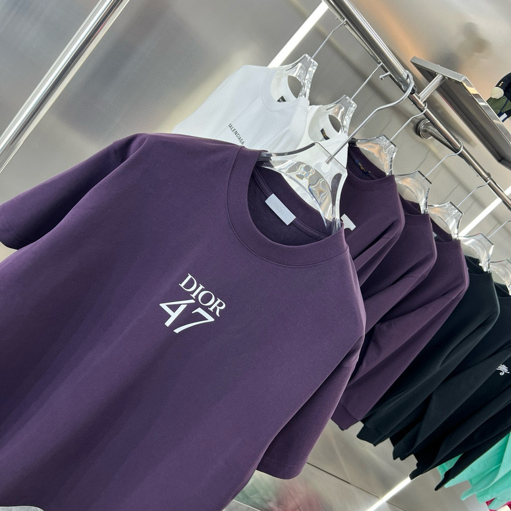 DIOR1124 เสื้อยืดเข้าชุดใส่สบายเหมาะกับสไตล์สตรีท
