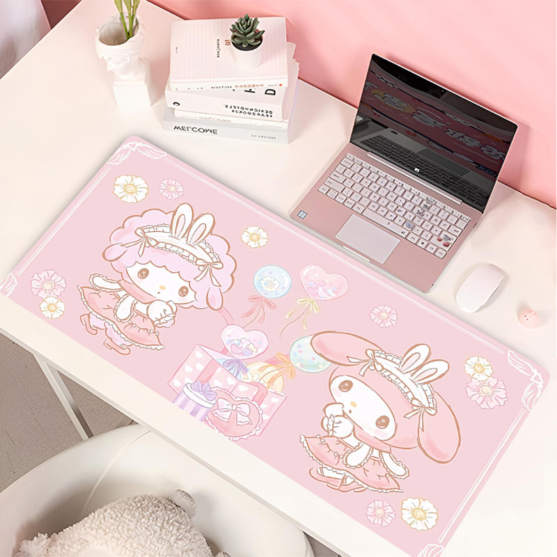 สีชมพูสํานักงาน Mousepad การ์ตูนแล็ปท็อป My Melody ขนาดใหญ่แผ่นโต๊ะแผ่นรองเม้าส์ 900x400 ล็อคขอบตารางเสื่อยาง Kawaii แผ่นรองเมาส์