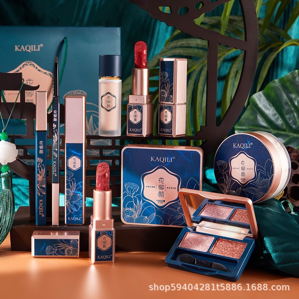 Kaqili Flower Royal Beauty Makeup Set สไตล์จีนแกะสลักลิปสติกเครื่องสําอางหญิงครบชุดชุดสิบชิ้น