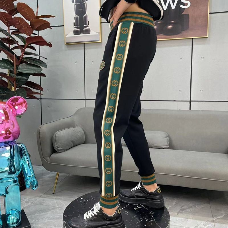 Gucci 2024 หรูหราฤดูใบไม้ร่วงและฤดูหนาวสไตล์ใหม่กํามะหยี่หนากางเกงลําลองอินเทรนด์ปัก High-End Versa