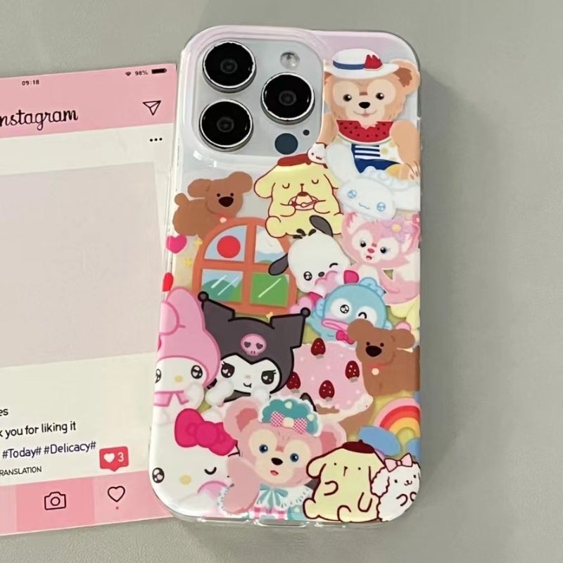 เหมาะสําหรับ IPhone 11/12/13 ProMax Creative X/XR/XSMAX ใหม่ Anti Drop เคสโทรศัพท์ Apple 7/8 Plus เหมาะสําหรับผู้ชายและผู้หญิง IPhone 16/14/15 Pro การ์ตูน Graffiti Sanrio ครอบครัว