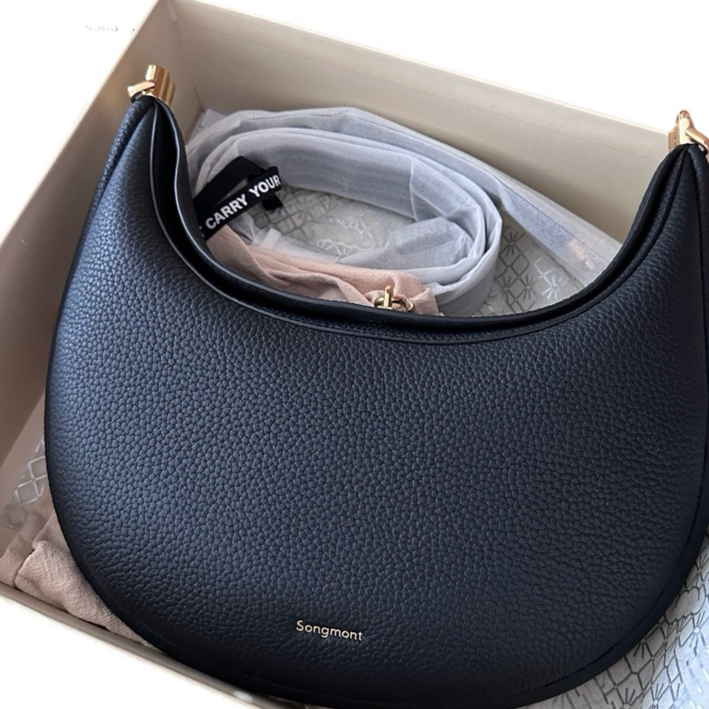 ♞,♘,♙กระเป๋าถือ Songmont Luna Bag Size M ใหม่ แท้ 100% eyru