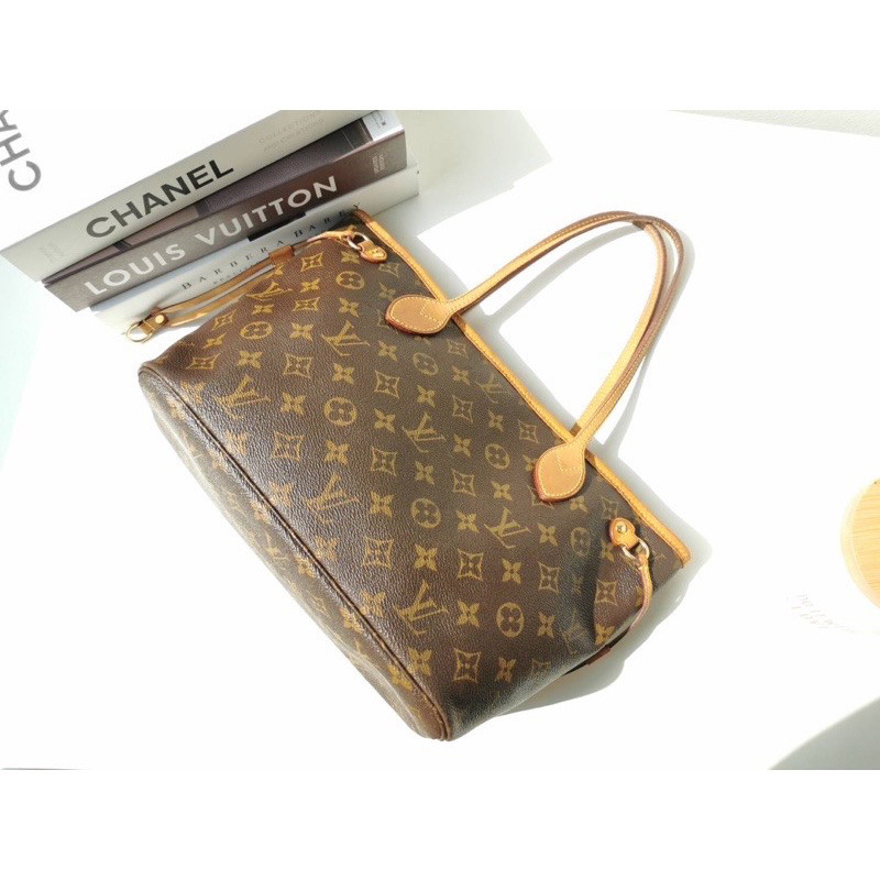 Louis vuitton neverfull PM ของแท้ 100%