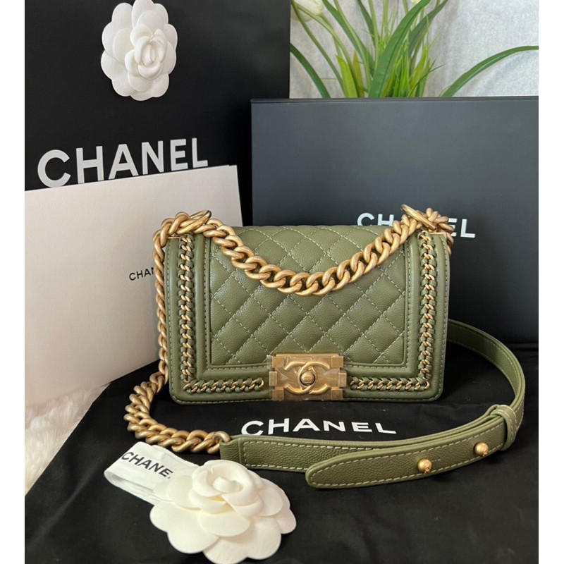 New Chanel Boy 8 Limited หนังคาเวียร์ทั้งใบ คือสวยมาก