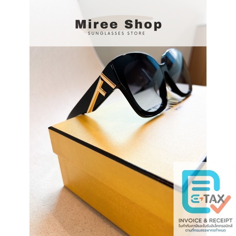 Fendi First Oversized Sunglasses FE40098F