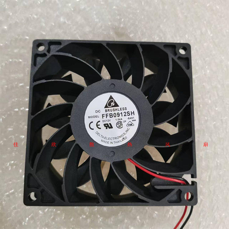 Delta 9025 12V 1.04A 9 ซม. รุนแรง High Air Volume Server พัดลมแชสซี FFB0912SH