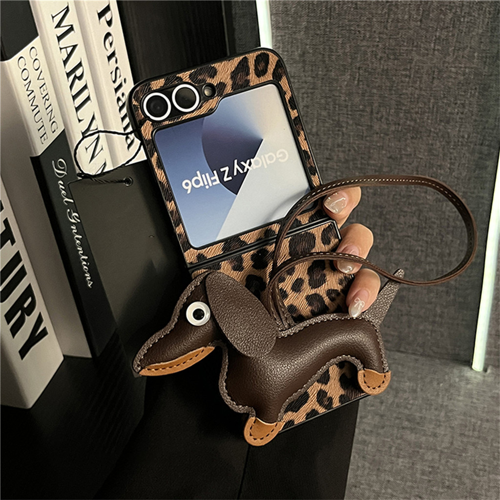 หรูหราเกาหลีน่ารัก 3D สีน้ําตาล Puppy รูปแบบเสือดาวเคสโทรศัพท์สําหรับ Samsung Galaxy ZFlip 6 ZFlip 5 ZFlip 4 ZFlip 3 ปกหลัง