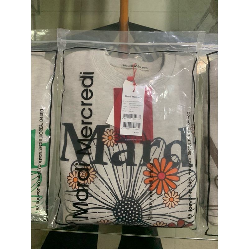 ♞พร้อมส่ง mardi mercredi sweater แท้ 100% uert