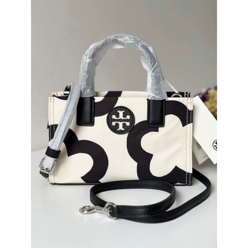 ♞,♘พร้อมส่ง แท้Tory Burch Navy Ella Nylon Mini Tote Bag rty