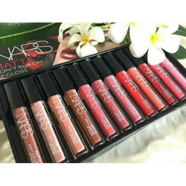 Nars Matte don't rub off lip gloss