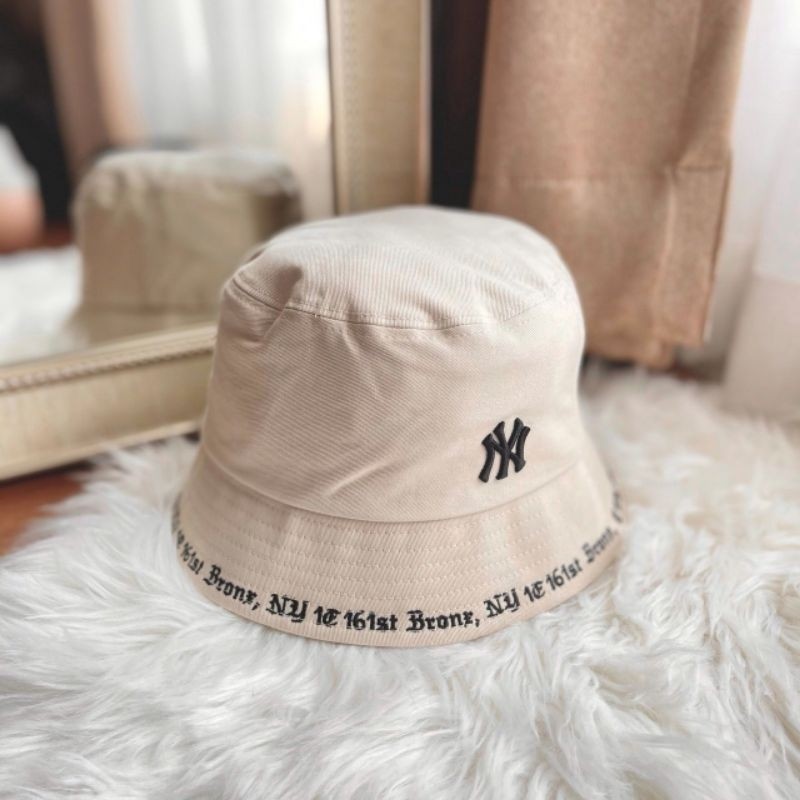 แท้  MLB NY Gothic/Rookie Bucket Hat หมวกบักเก็ต หมวกปีกกว้าง NY สีดำ/สีเบจ/สีขาว/สีน้ำตาล/สีเทา