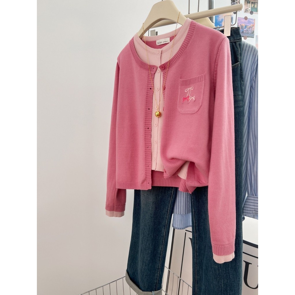 80975 ความคมชัดสีเย็บเย็บปักถักร้อยปลอมสองชิ้นถักคาร์ดิแกน