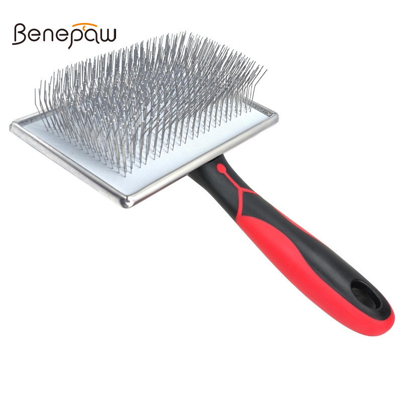 Benepaw Soft Pin Curved Slicker Brush การออกแบบตามหลักสรีรศาสตร์ Gentle Grooming สําหรับผิวแพ้ง่ายสัตว์เลี้ยงเหมาะสําหรับสุนัขและแมวประเภทเสื้อทั้งหมด