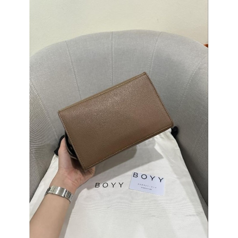 ♞,♘,♙Boyy bobby soft23 มือสอง แท้ สี Mocha pom