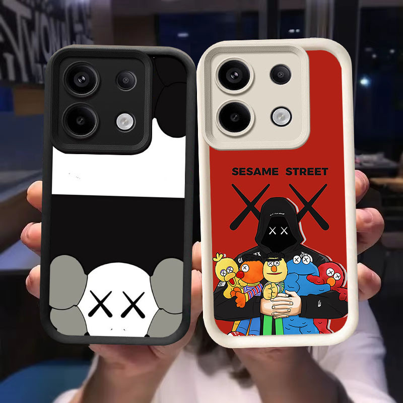 O-20 KAWS Casing สําหรับ Xiaomi POCO M6 X6 NEO M7 M4 Pro สีดําและสีขาว