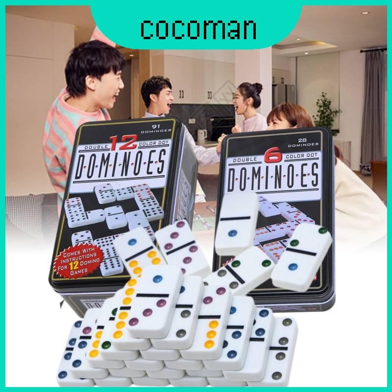 ชุดที่มีสีสันโดมิโนกับคู่หกและสองสิบสองการออกแบบสําหรับคืนเกมครอบครัวสนุก
