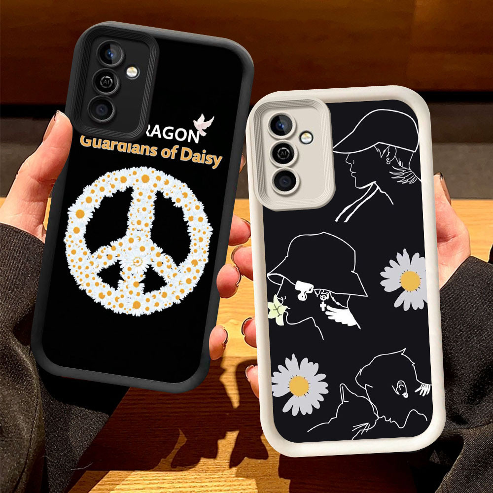 O-23 เคส Peaceminusone สําหรับ Samsung Galaxy A35 A04s A34 A25 A05S A36 A26 A56 5G สีดําและสีขาว