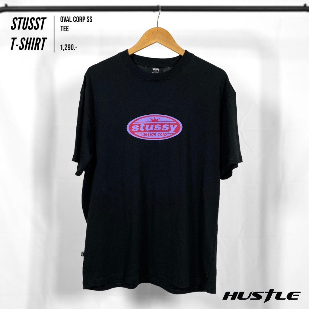 ♞,♘,♙[Hustle.store]เสื้อยืด Stussy Oval Corp SS Tee มือ1ของแท้พร้อมส่ง️️️️️️️️ VD