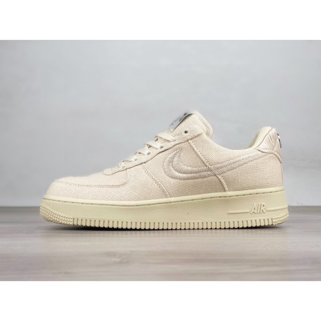♞,♘รองเท้าผู้ชายและผู้หญิง Stussy x Air Force 1 AF1 '07 สีดำ แบบต่ำ สไตล์ OFF-WHITE รองเท้าผ้าใบ CZ