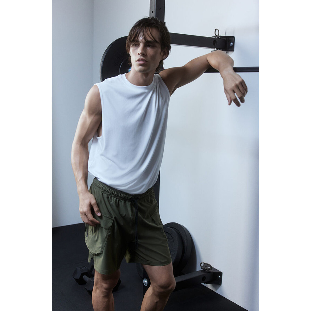H&M  Man DryMove Cargo sports shorts 1240385_1