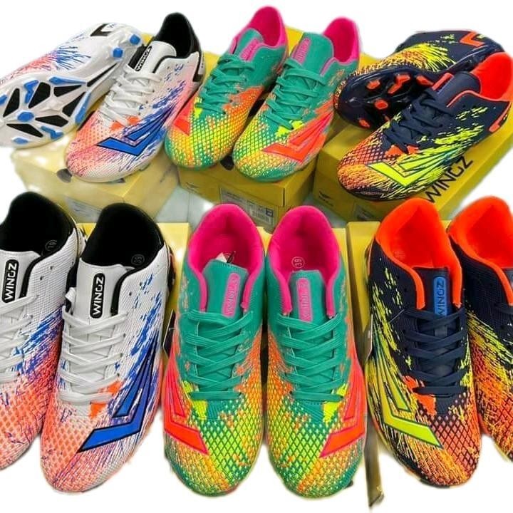 รองเท้าสตั๊ด wz1217 ร้อยปุ่ม wingz รุ่น wz3712 กีฬา ฟุตซอล ออกกำลังกาย Sport