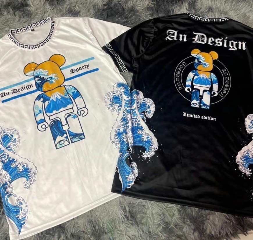 บาร์บริค เสื้อเชิ้ตแขนสั้นตุ๊กตาหมีเสื้อเชิ้ตแฟชั่นใหม่ที่มีเส้นใยละเอียดพิเศษแห้งเร็วและระบายอากาศใส่ได้ทั้งชายและหญิง