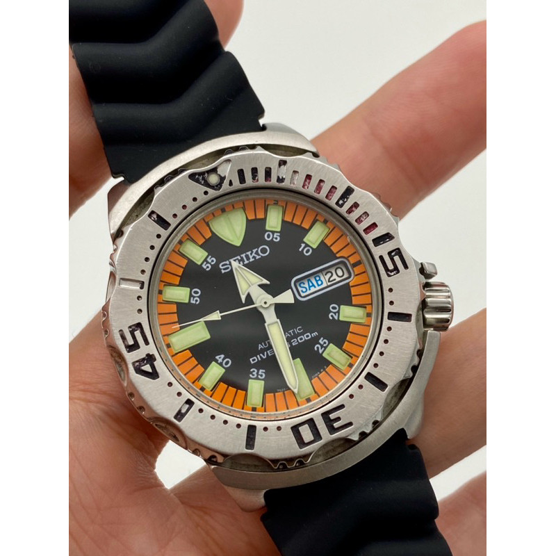 ขาย นาฬิกาผู้ชาย Seiko Monster