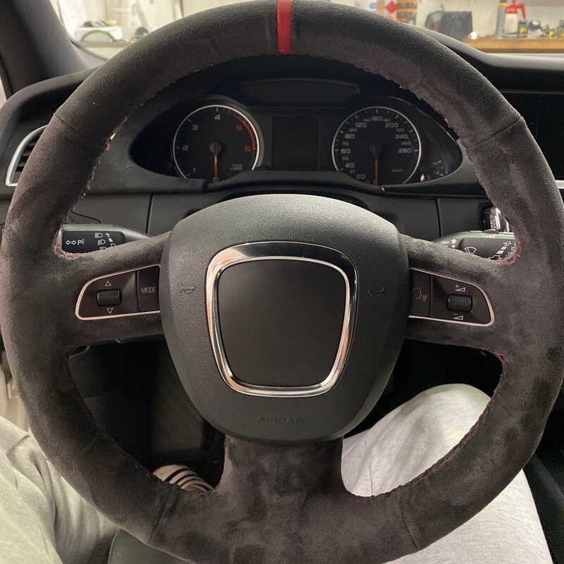 ி พวงมาลัรถสำหรับออดี้ A3 8P Sportback A4 B8 Avant A5 8T A6 C6 A8 D3 Q5 8R Q