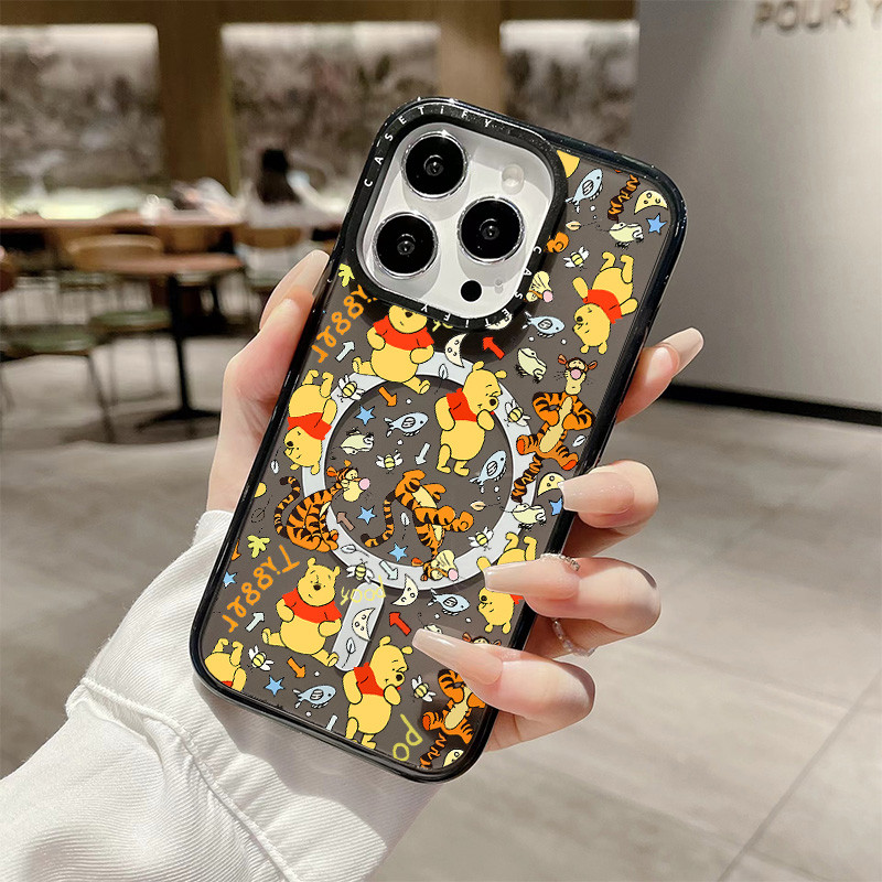 การ์ตูน Winnie The Pooh ผจญภัยไร้สายชาร์จแม่เหล็กสําหรับ IPhone 11 14 15 16 Pro Max 12 13 Pro Max ฝาครอบ 14 15 16 PLUS ซิลิโคนนุ่มกันชนใสกันกระแทก – โปรปัง