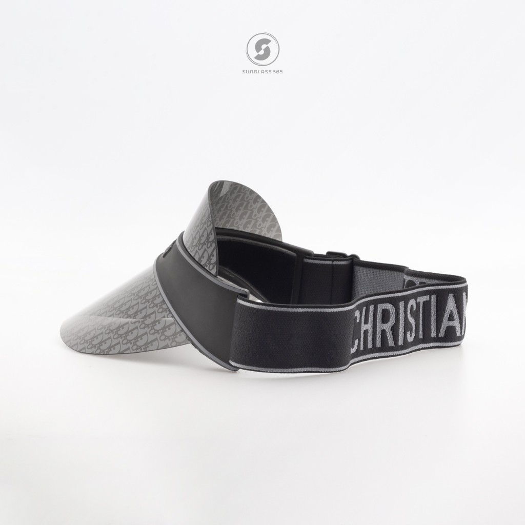 หมวก Visor รุ่นคุณเก๋ไก๋ใส่ DIOR CLUB V1U 31B8 Black Dior Oblique Visor